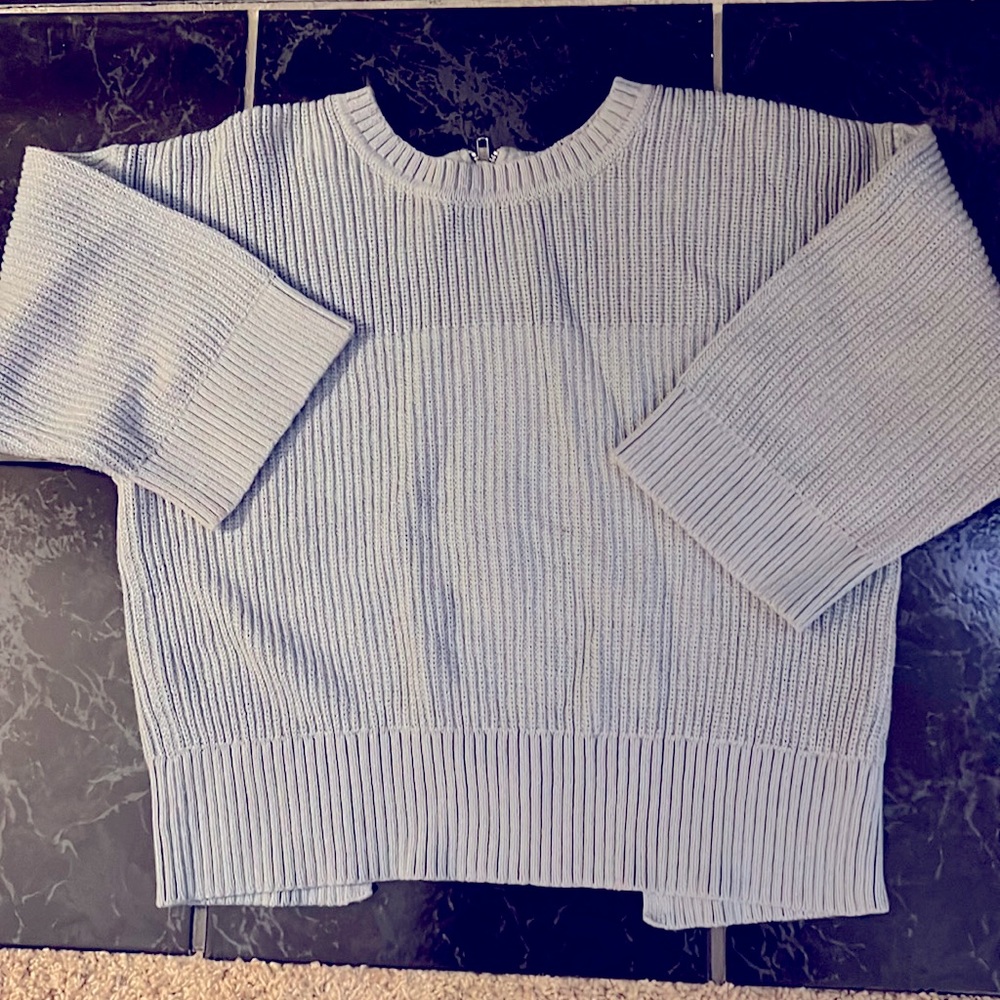 Cabi 3/4 sleeve sweater. Blue. Size small. Worn two times. Like new.